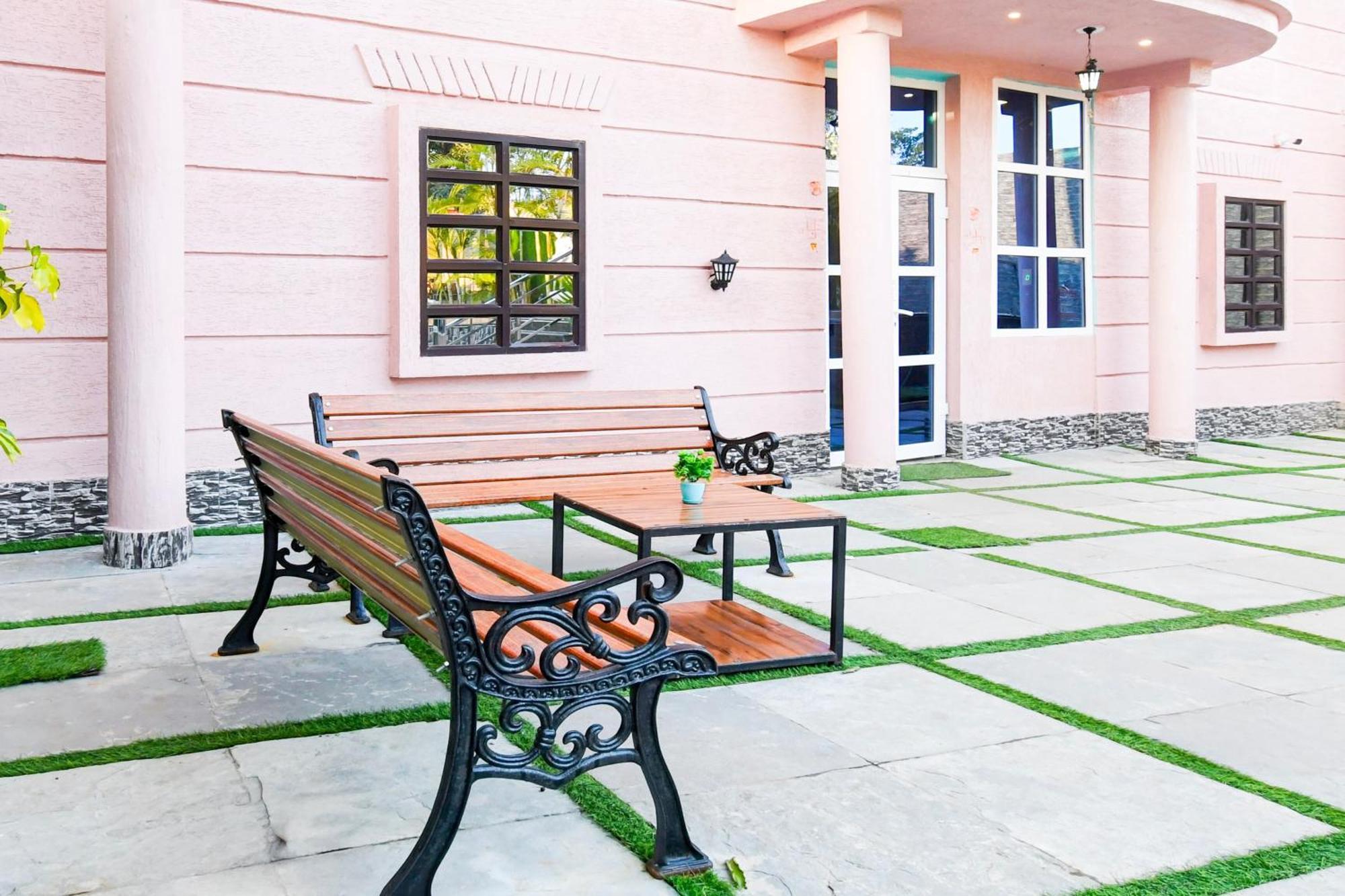Hotel O M H Club And Resorts Ranchi Exterior foto